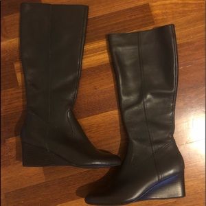 New Rockport brown boots